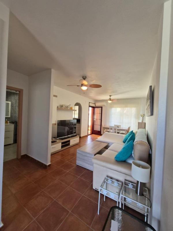 Venta de piso en Piso en La Siesta - El Salado - Torreta, Torrevieja, Torrevieja
photo 3