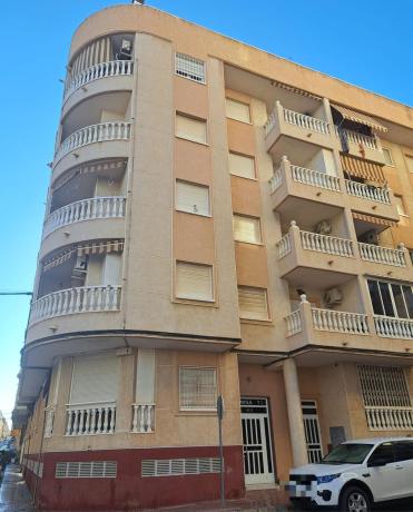 Venta de piso en Piso en Avenida Habaneras - Curva de Palangre, Torrevieja, Torrevieja
photo 1
