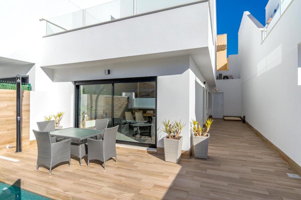 Nowa nieruchomość Villa en San Pedro del Pinatar w San Pedro del Pinatar photo 3