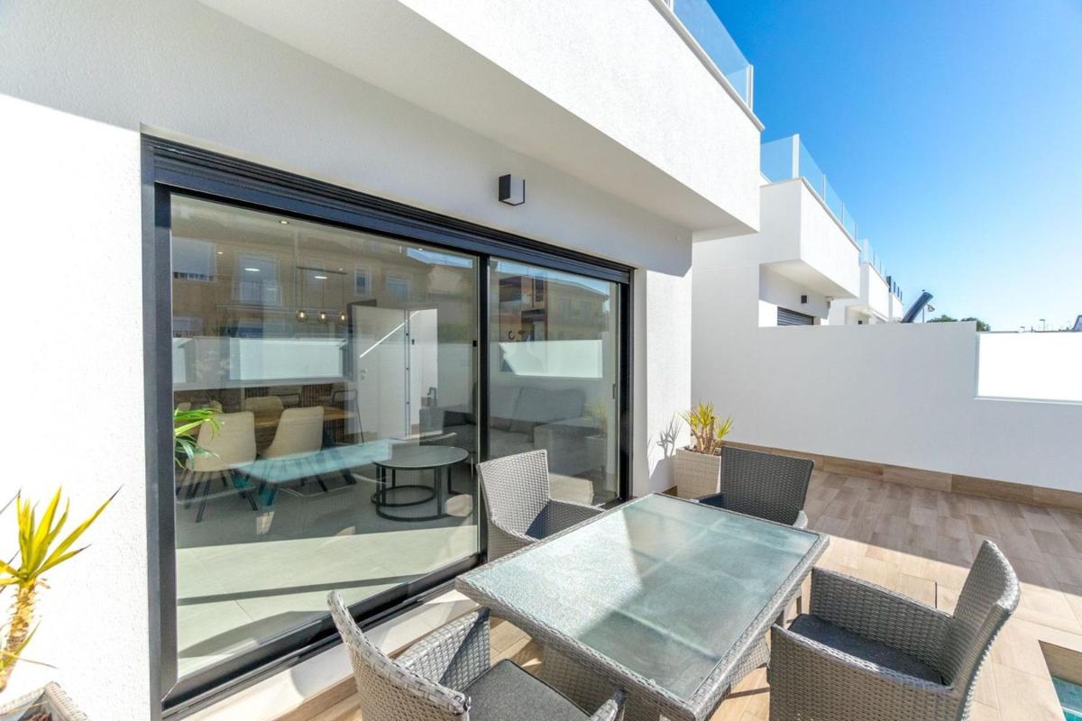 Nowa nieruchomość Villa en San Pedro del Pinatar w San Pedro del Pinatar photo 4
