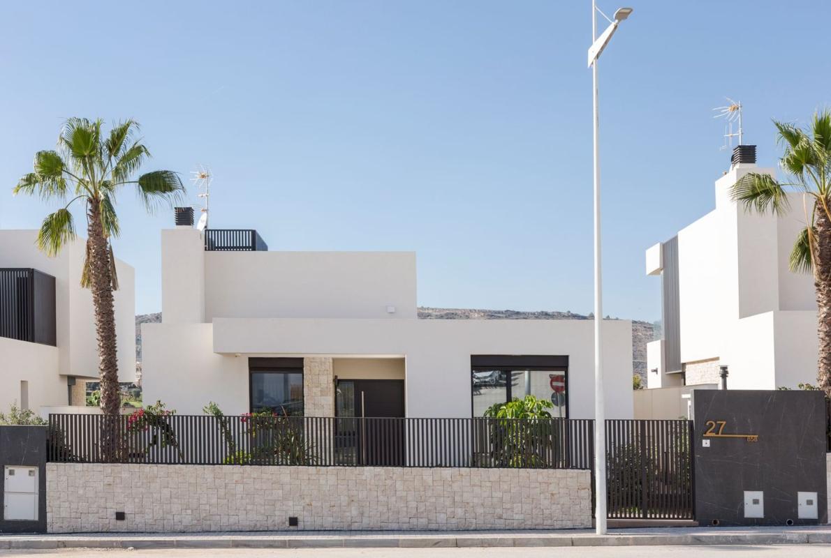 Properties for sale and rent in Spain photo 2