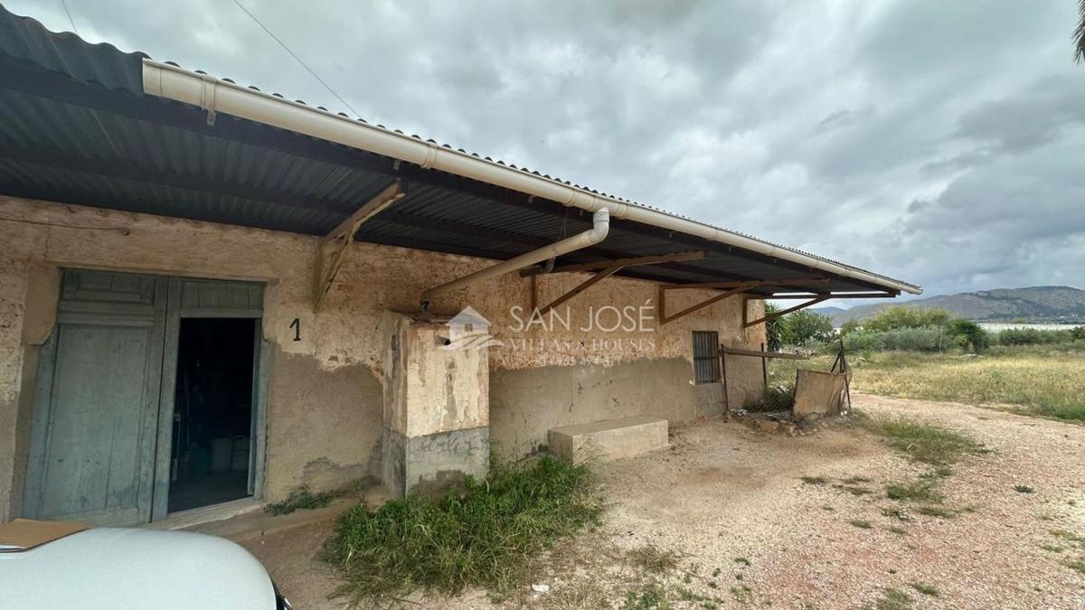 Properties for sale and rent in Spain photo 2