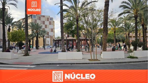 Local en Calle José Díez Mora, Carrús Oeste, Elche / Elx photo 1