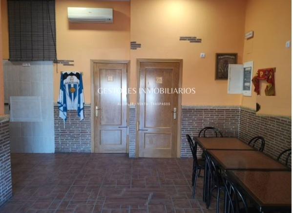 Local en Calle Pare Poveda, Barri Zona Nord, Alcoy / Alcoi thumbnail 2