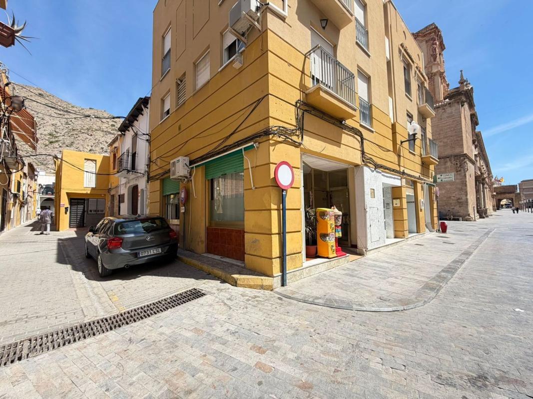 Propiedades en venta y alquiler en España photo 4