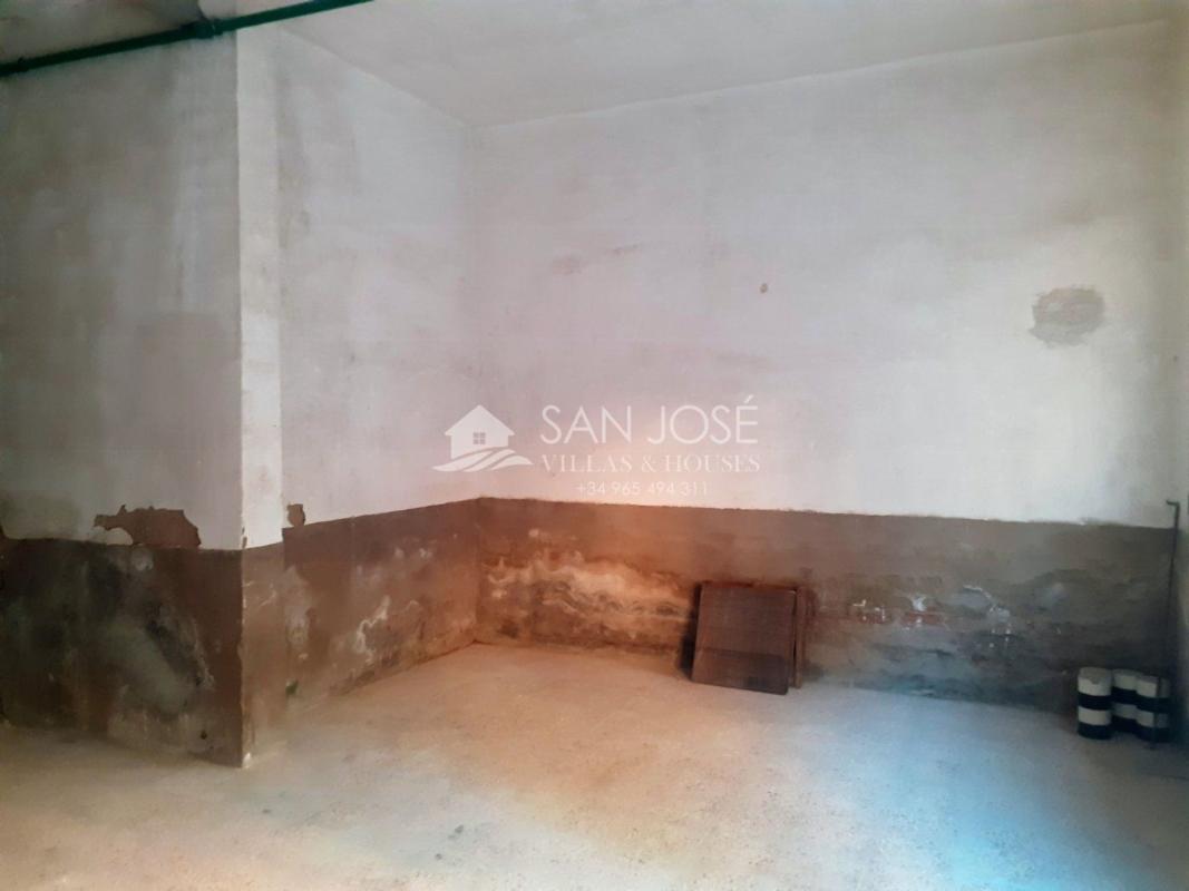 Properties for sale and rent in Spain photo 5