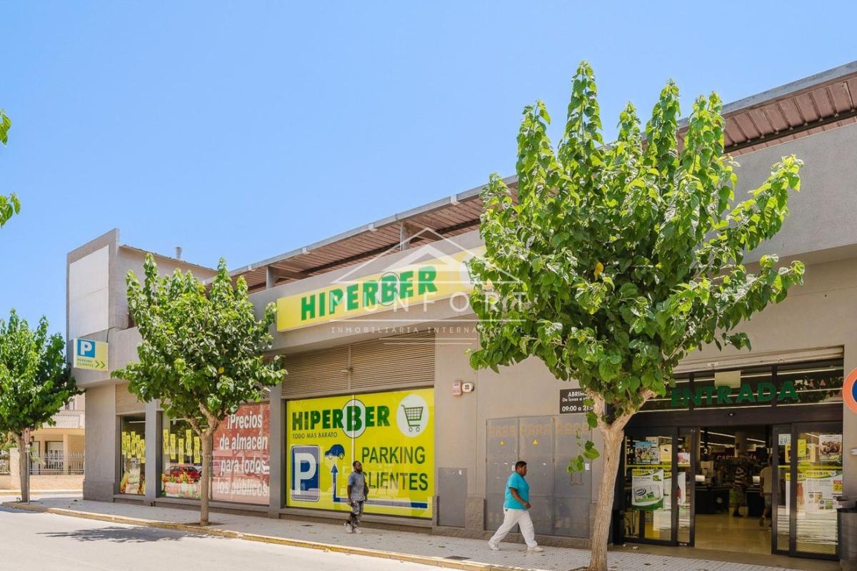 Propiedades en venta y alquiler en España photo 5