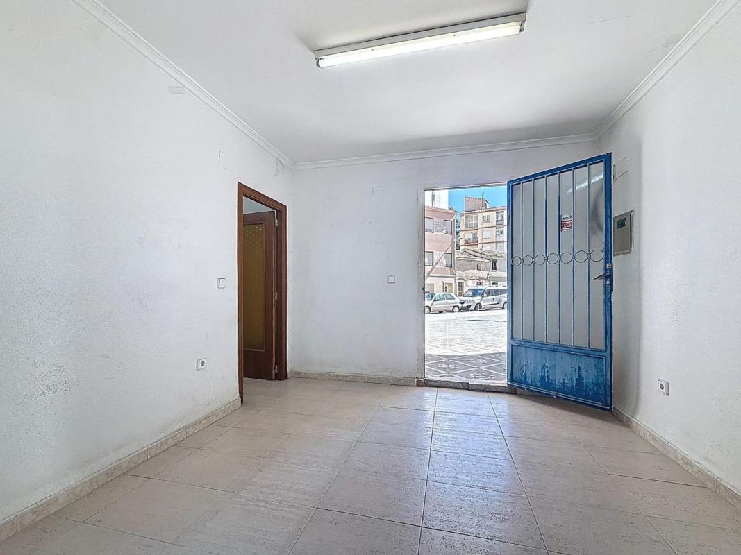 Propiedades en venta y alquiler en España photo 2