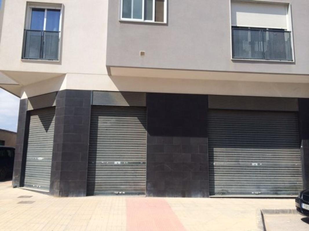 Propiedades en venta y alquiler en España photo 2