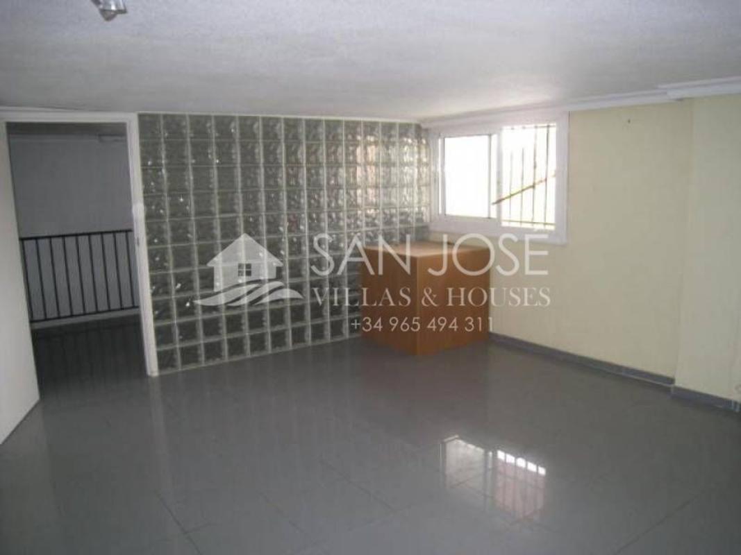 Недвижимость на продажу и в аренду в Испании photo 3