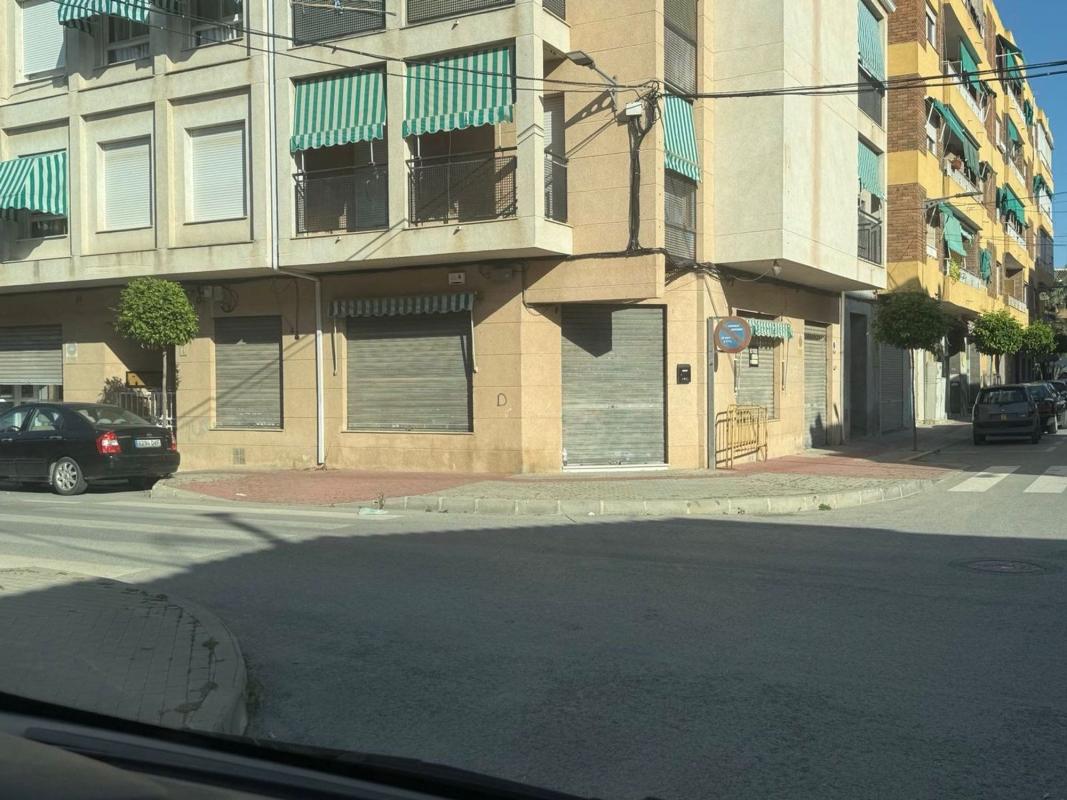 Propiedades en venta y alquiler en España photo 2