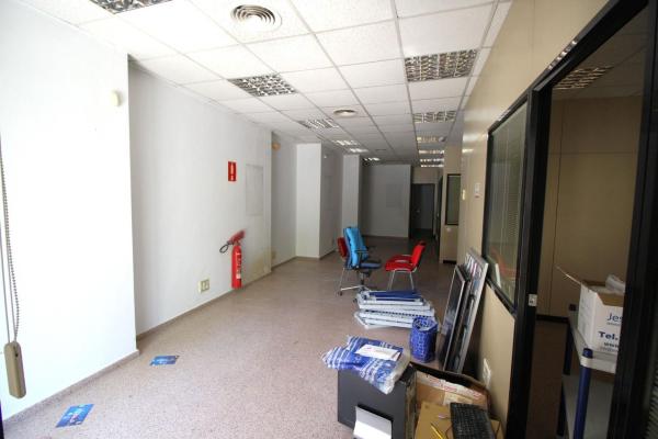 Local en Petrer photo 4