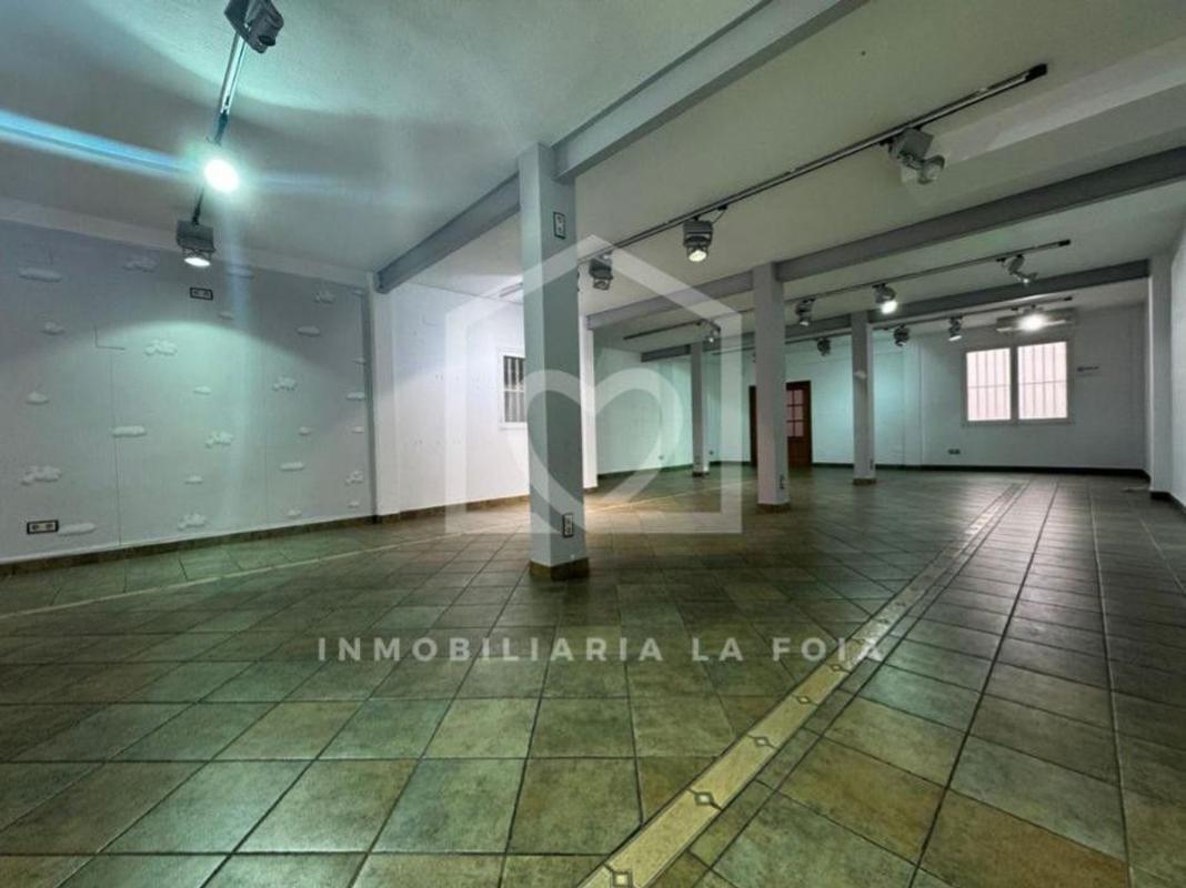 Propiedades en venta y alquiler en España photo 3