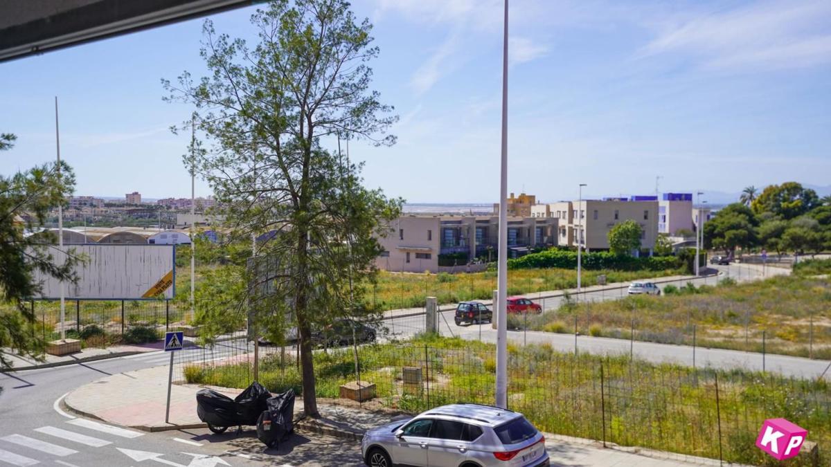 Properties for sale and rent in Spain photo 5
