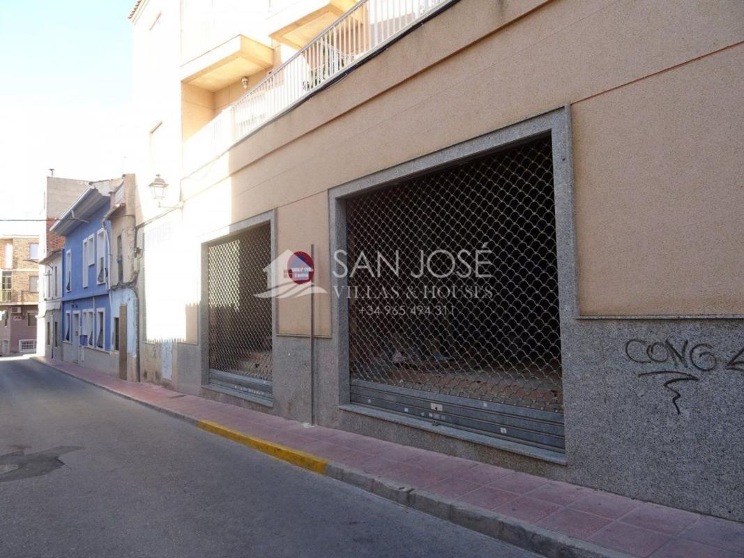 Propiedades en venta y alquiler en España photo 2