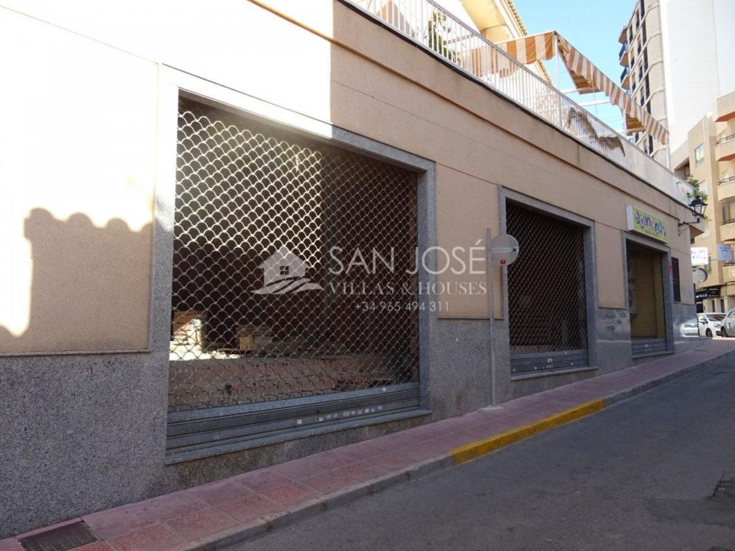 Propiedades en venta y alquiler en España photo 3