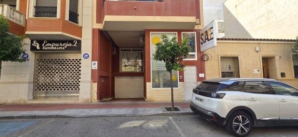 Local en rentabilidad en Calle Vicente Ramos s/n, Zona Pueblo, Guardamar del Segura photo 4