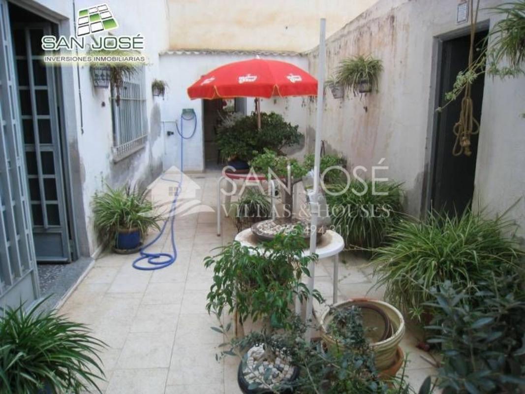 Propiedades en venta y alquiler en España photo 5