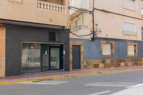Local en Calle Mayor, 42, Gaspar Perrelló, Torrevieja thumbnail 3