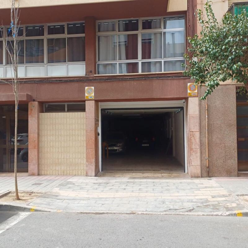 Propiedades en venta y alquiler en España photo 2