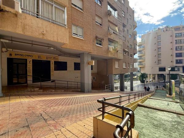 Local en Avenida de Ruzafa, Centro Urbano, Benidorm photo 1