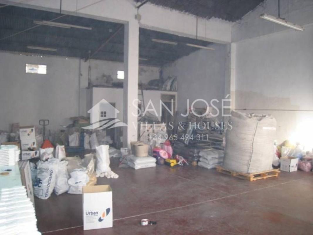 Недвижимость на продажу и в аренду в Испании photo 4