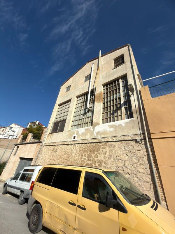 Propiedades en venta y alquiler en España photo 3