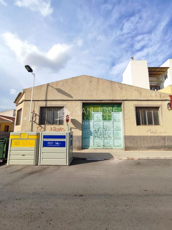 Propiedades en venta y alquiler en España photo 5