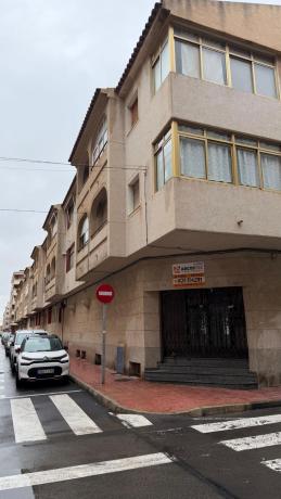 Local en Calle Santomera, El Acequión, Torrevieja thumbnail 3