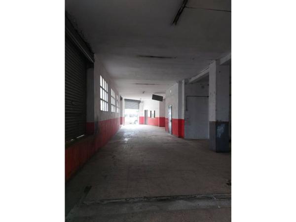 Local en Avenida Tirant lo Blanc, Barri Zona Nord, Alcoy / Alcoi thumbnail 3