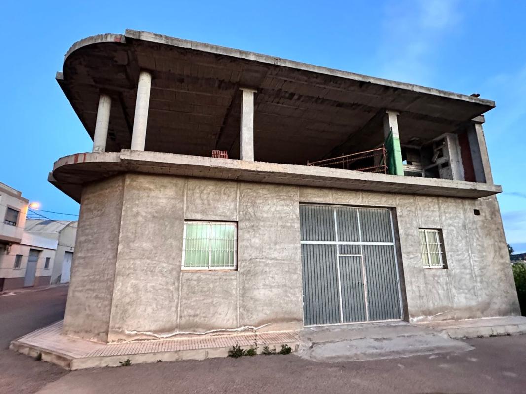 Properties for sale and rent in Spain photo 2