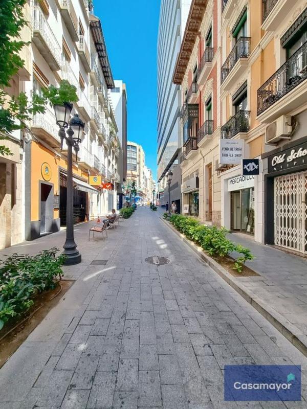 Propiedades en venta y alquiler en España photo 5
