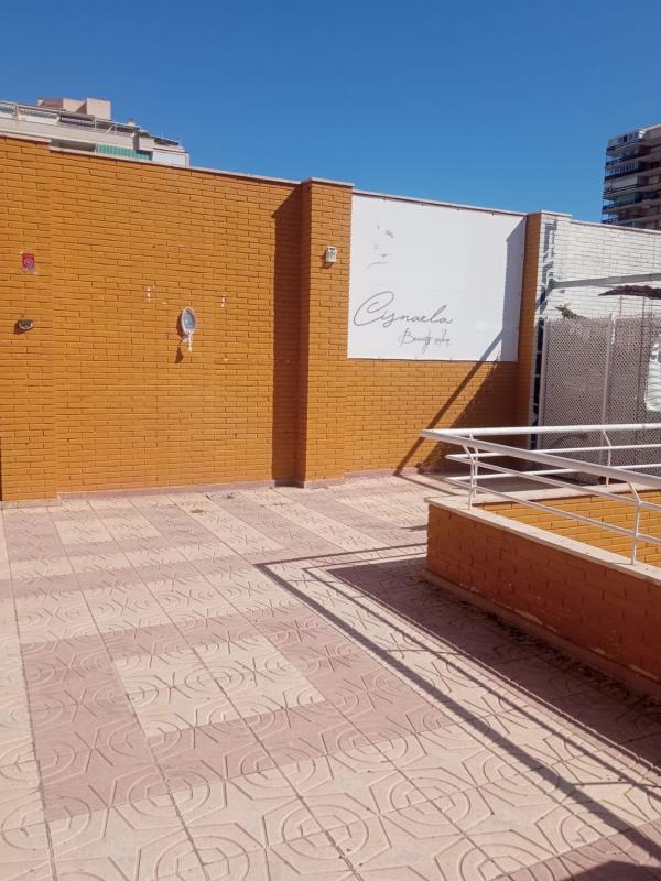 Propiedades en venta y alquiler en España photo 4