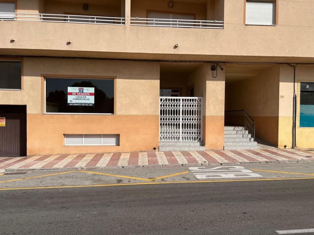 Propiedades en venta y alquiler en España photo 2