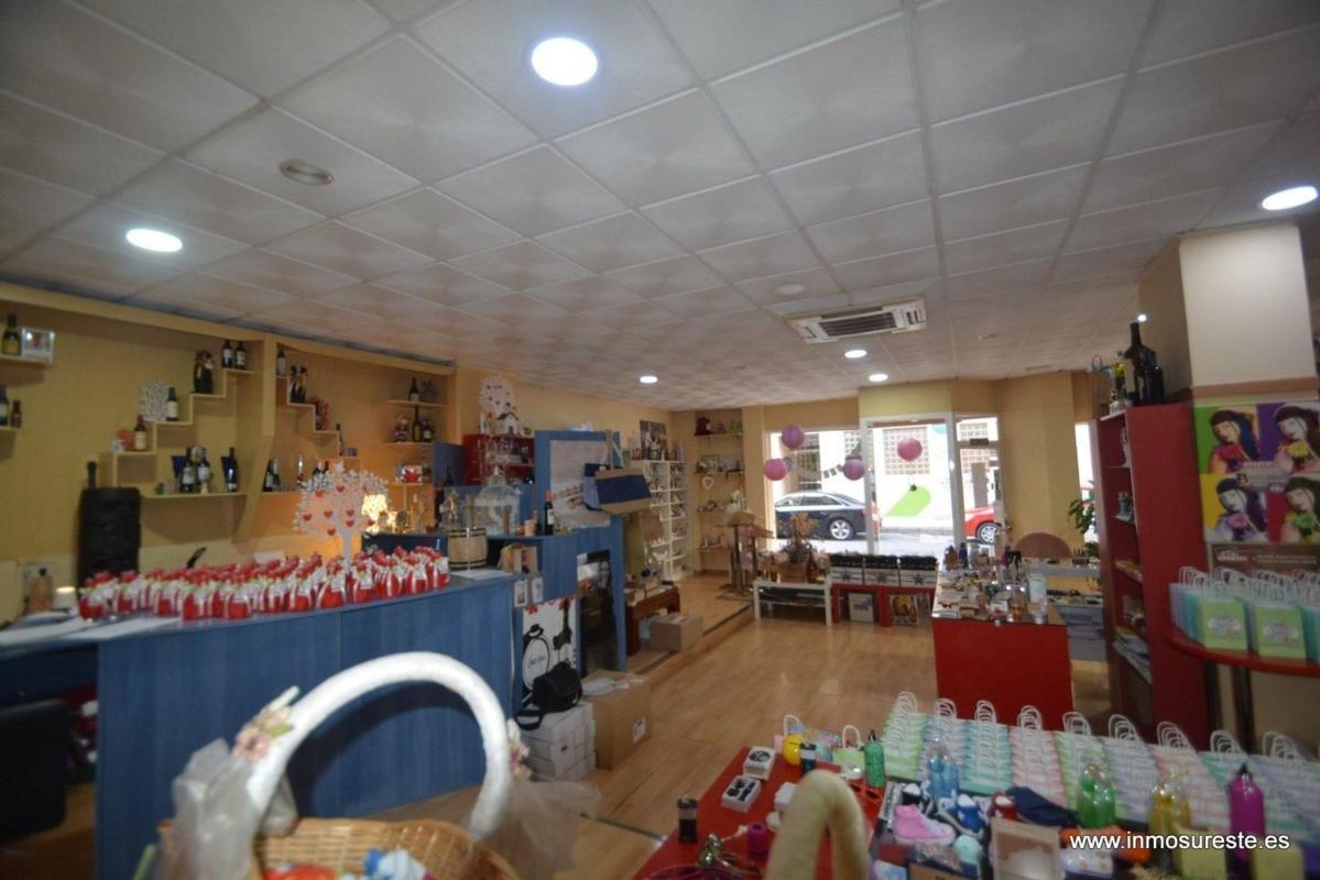 Propiedades en venta y alquiler en España photo 1