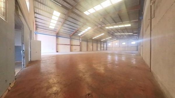 Nave en Monovar photo 2