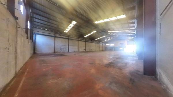 Nave en Monovar photo 4