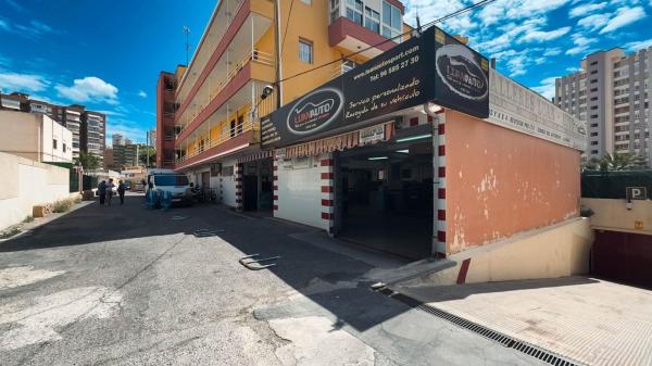 Local en Calle Primavera, Pueblo Levante, Benidorm photo 1