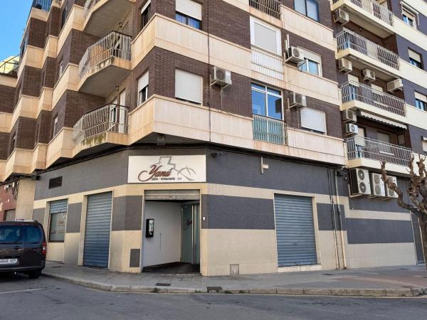 Local en Calle Brigadier Algarra, Petrer photo 1