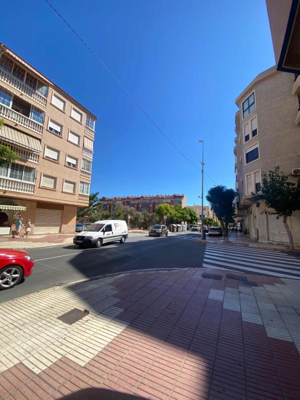 Propiedades en venta y alquiler en España photo 4