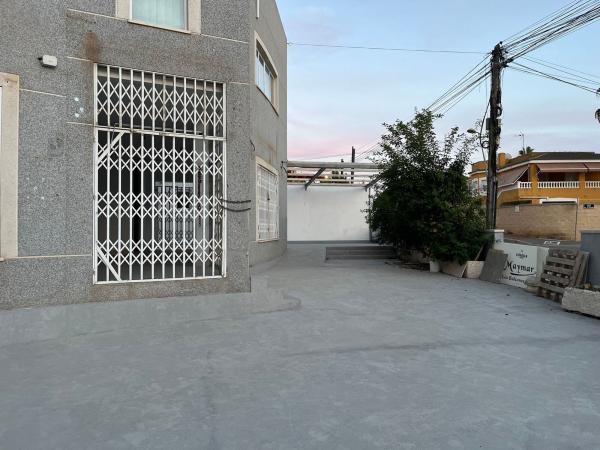 Local en Avenida de la Asuncion, 7, Los Balcones - Los Altos del Edén, Torrevieja photo 2