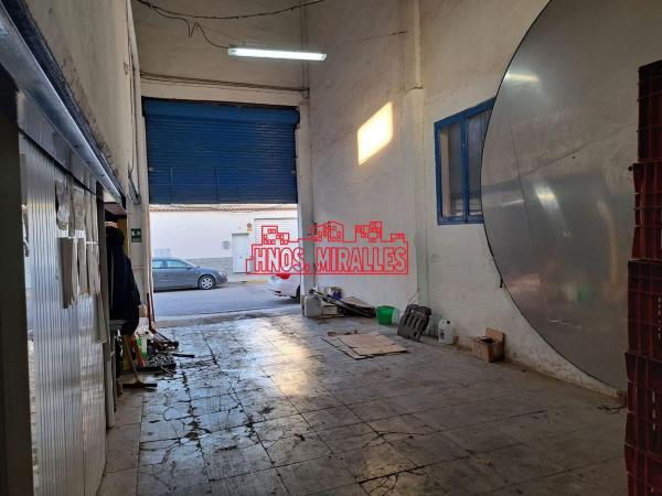 Nave en Monforte del Cid photo 1