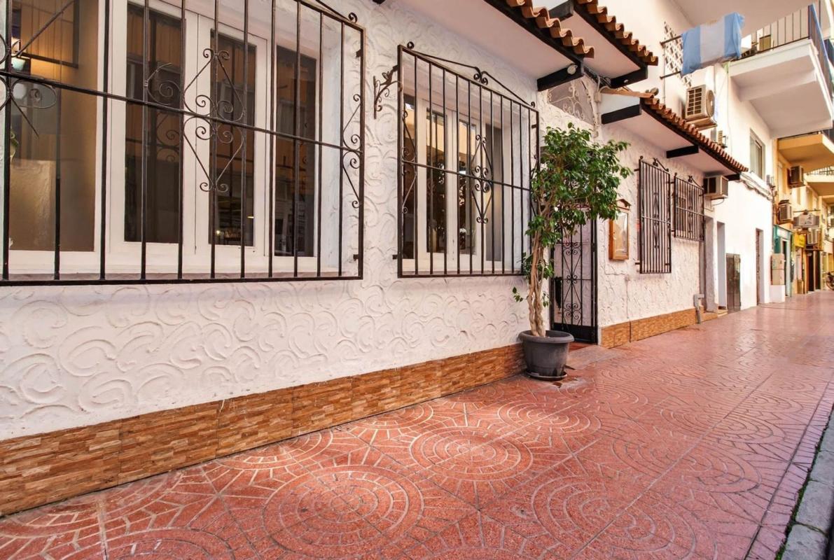 Propiedades en venta y alquiler en España photo 1