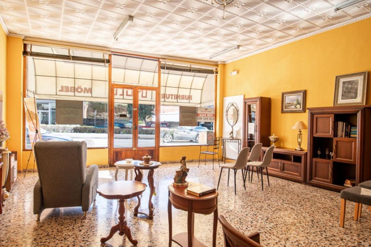 Propiedades en venta y alquiler en España photo 2