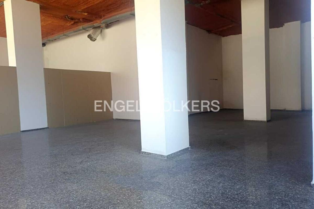 Properties for sale and rent in Spain photo 3