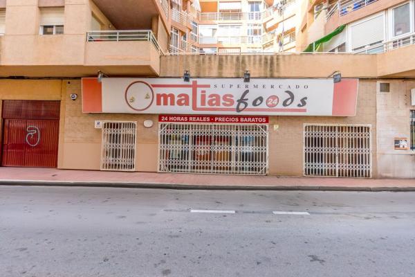 Local en Avenida Habaneras - Curva de Palangre, Torrevieja photo 1