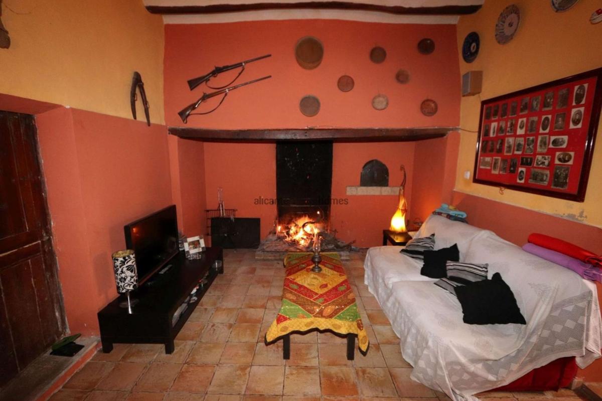 Propiedades en venta y alquiler en España photo 5