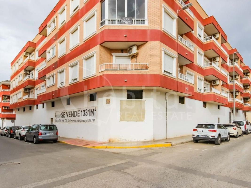 Propiedades en venta y alquiler en España photo 2