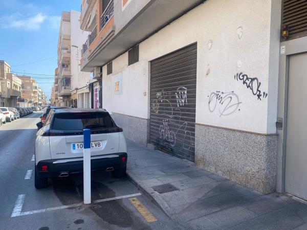 Local en Calle Maria Parodi, 65, Centro - Muelle Pesquero, Torrevieja thumbnail 2