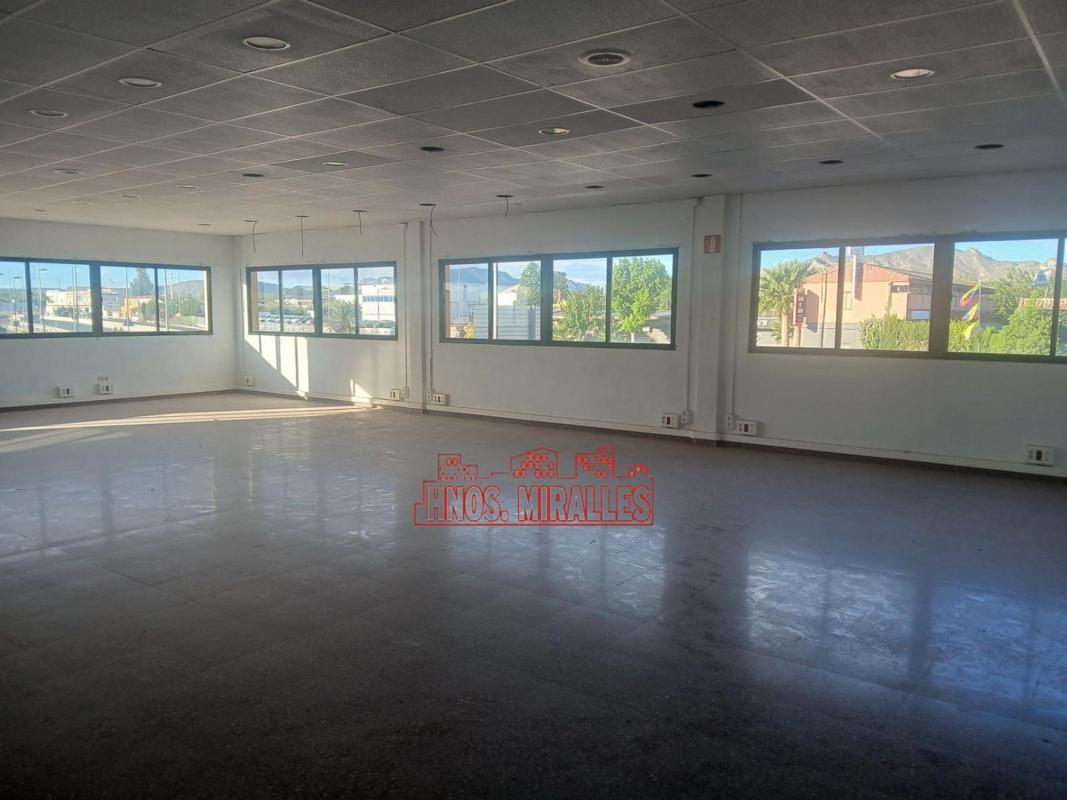Недвижимость на продажу и в аренду в Испании photo 3